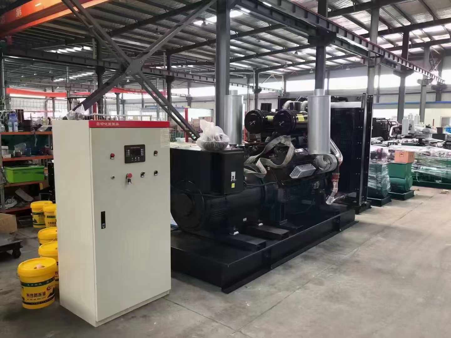 皇姑柴油发电机运行时的噪音和振动水平如何?